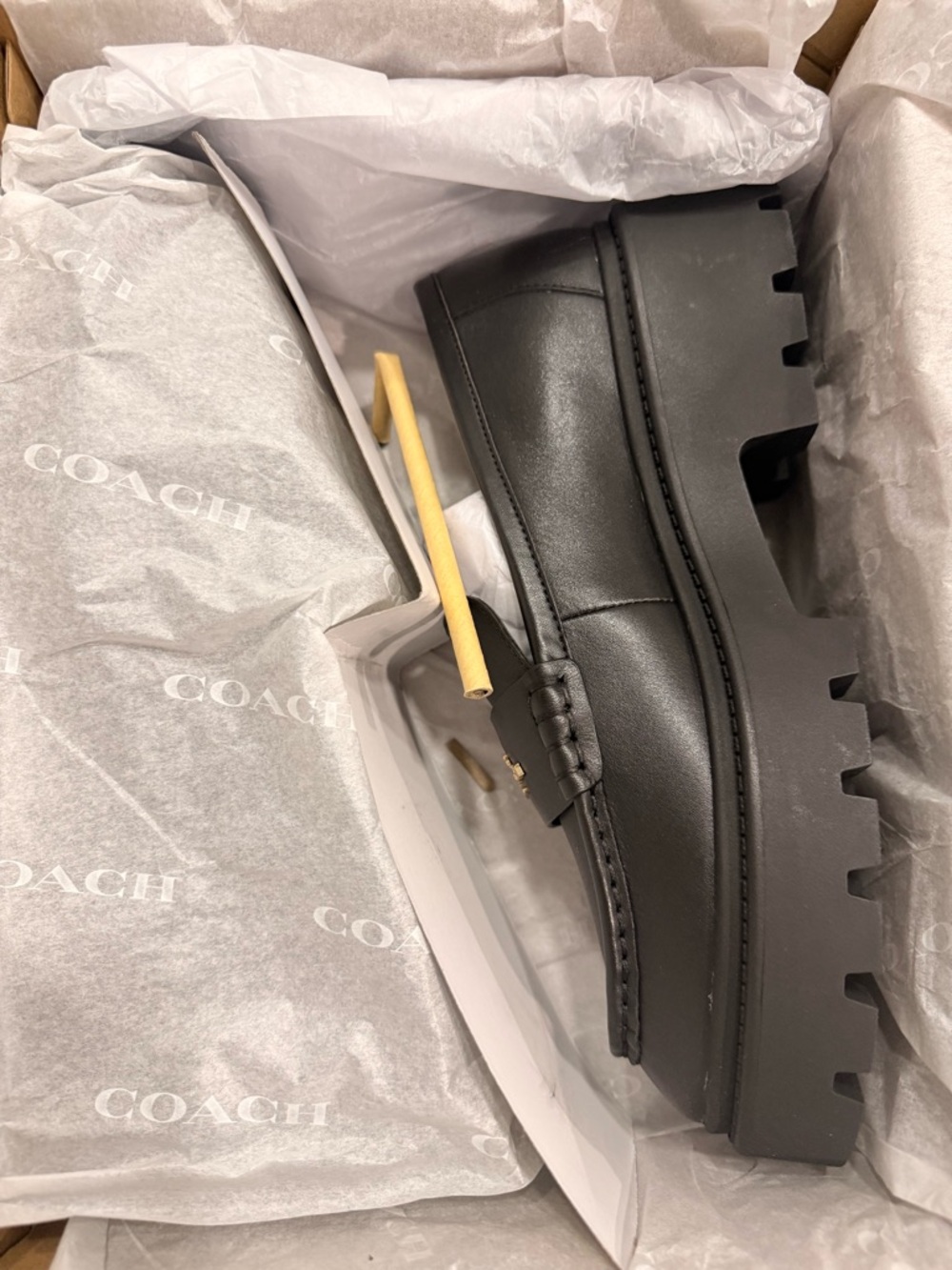 Coach Black Lucy Leather Loafer Box - Picture 6 of 8